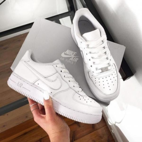 Classic White  Sneakers – Premium Streetwear Edition