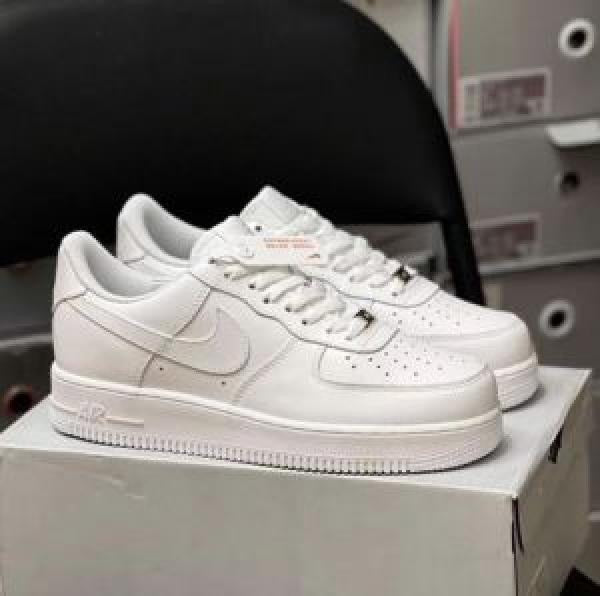 Classic White  Sneakers – Premium Streetwear Edition